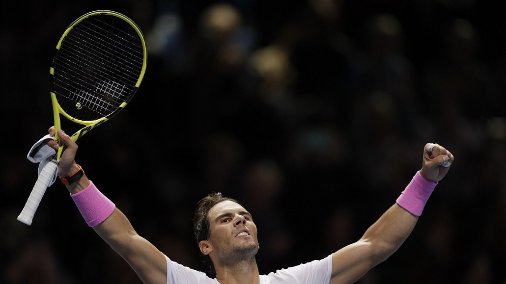 Španělský tenista Rafael Nadal uhájil na Turnaji mistrů světový trůn a jako...