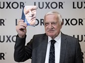 Exprezident Václav Klaus poktil v praském Luxoru novou knihu.