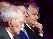 Premiéi Maarska a Slovenska (zprava) Viktor Orbán a Peter Pellegrini a...