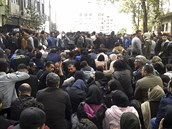 Protesty v Íránu proti zdraení benzinu.