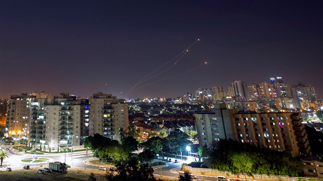 Izraelské letectvo obnovilo údery proti Islámskému dihádu v Pásmu Gazy v...