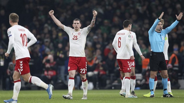 Dánové slaví postup na Euro.