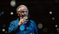 Miroslav �ik b�hem p�edná�ky