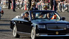 Japonský císa Naruhito absolvoval slavnostní prvod u píleitosti svého...