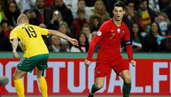 Cristiano Ronaldo posunul Portugalsko na ampionát svým 99. gólem v...