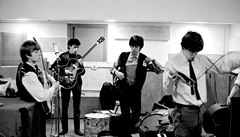 Dosud neznámé snímky britské kapely zachycují Rolling Stones během jejich...