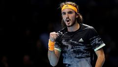 Federer sedm triumf z Turnaje mistr nezsk. Ve finle se utkaj Tsitsipas s Thiemem