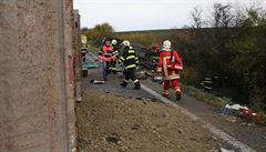 Tragická srážka nákladního automobilu s autobusem. | na serveru Lidovky.cz | aktuální zprávy