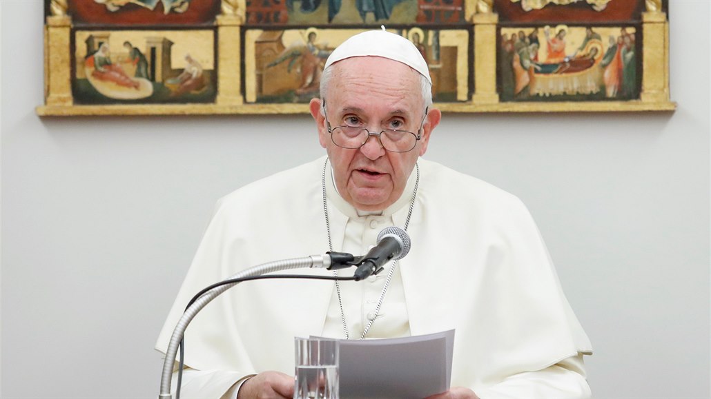 Pape Frantiek pipustil, e v církvi dolo ke korupci.