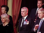 Zleva: Camilla, vévodkyn z Cornwallu, princ Andrew a britský premiér Boris...