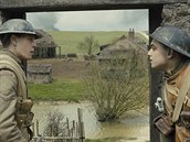 Snímek 1917 (2019). Re�ie: Sam Mendes.