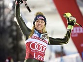 Mikaela Shiffrinová se raduje z rekordního 41. triumfu ve slalomu ve Svtovém...