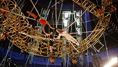 V O2 arén� vystoupili um�lci z Cirque du Soleil