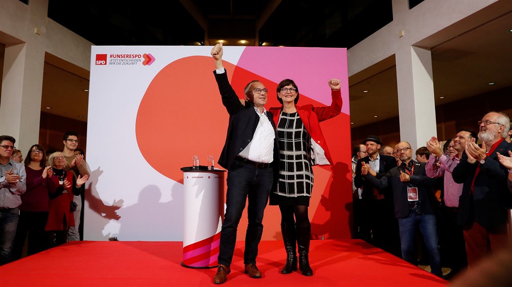 Nov zvolení lídi nemcké SPD