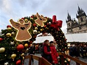 Na Staromstském námstí v Praze se  rozsvítil vánoní strom a zaaly vánoní...