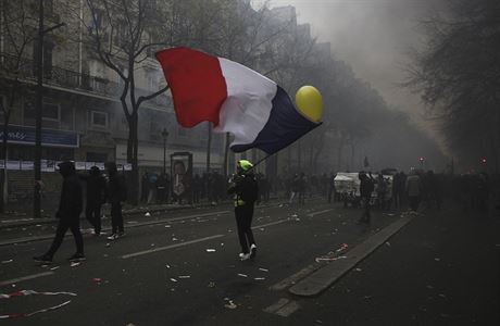 Demonstrace ve Francii proti reform dchodovho systmu.