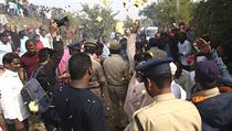 Zsah indickch policist vyvolal mezi indickmi obyvateli siln emoce.