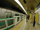 Bezpenostní zábrany v tokijském metru