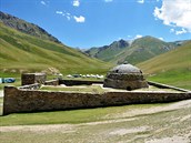 Kyrgyská národní památka Tash Rabat,poblí hranic s ínou