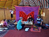 9 Návtevy jurty v kyrgyských horách.