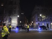 Policie v dob recepce hlídala prostor ped Downing Street 10.