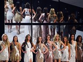 O korunku pro Miss Universe bojovalo 90 dívek.