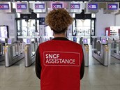 Francouzská státní elezniní spolenost SNCF dnes protestuje za vyí dchody.