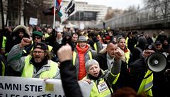 V po�adí padesátá �está demonstrace �lutých vest