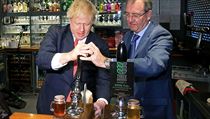 Britsk premir Boris Johnson to pivo s nov zvolenm konzervativnm...