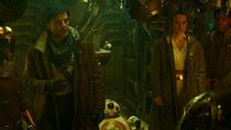 Snímek Star Wars: Vzestup Skywalkera (2020). Režie: J. J. Abrams