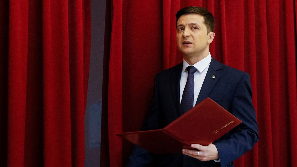 Volodymyr Zelenskyj rozhodne o pípadné ádosti Ukrajiny vi OSN.