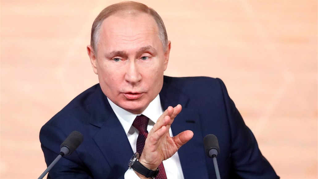 Ruský prezident Vladimir Putin naléhal na ukrajinské vedení, aby pistoupilo na...