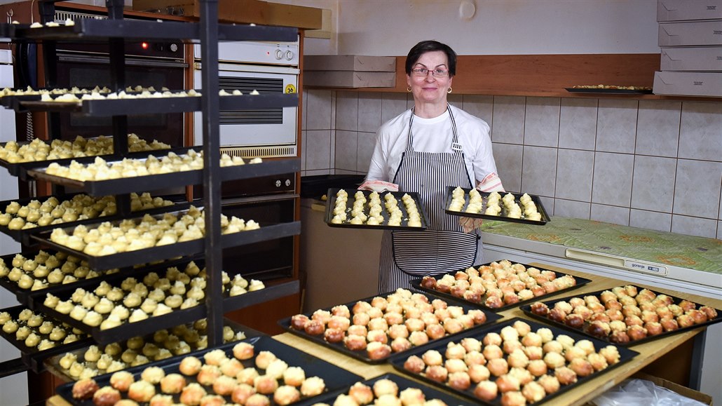 Aji Karlu Gottovi jsme pékli tisíc kolák, kdy nahrával cédéko s cimbálkou...