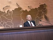 Ruský prezident Vladimir Putin bhem tradiní pedvánoní tiskové konference