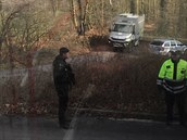 Policejní vyetování na míst mezi Dhylovem a Tebovicemi, kde se zastelil...
