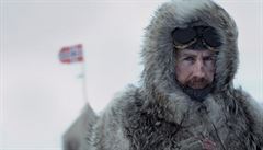 Snímek Amundsen (2019). Režie: Espen Sandberg.