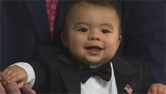 Sedmiměsíční dítě se stalo čestným starostou města v Texasu. Sloužit bude rok