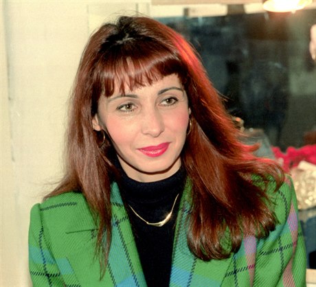 Televizní a rozhlasová moderátorka Stanislava Leke�ová na snímku z roku 1995.