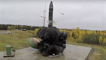 Rusk mezikontinentln raketa Avangard.