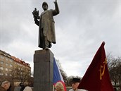 Podle Lavrova je nezbytné obnovit Koněvův památník v Praze. České vysvětlování je podle něj dětinské