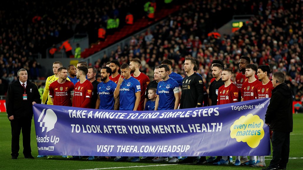 Hráči Liverpoolu a Evertonu upozorňují před zápasem na problémy duševního...