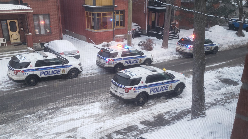 V kanadské Ottaw byla hláena stelba. Na míst zasahuje policie.