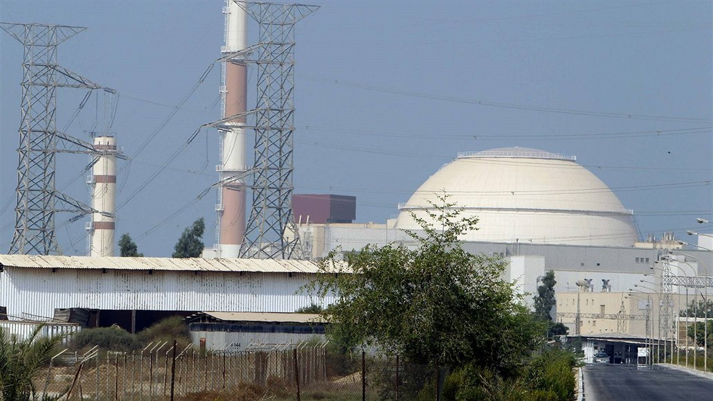 Jaderný reaktor v Búšehru v jižním Íránu