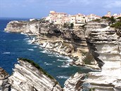 Kídov bílé útesy jsou pro Korsiku typické