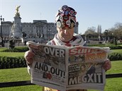 Ve Velké Británii jsou nyní noviny plné Harryho a Meghan.