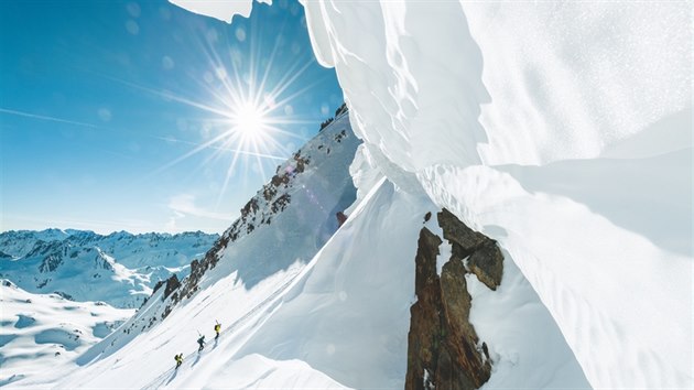 Ve výcarsku najdete spoustu terén pro skitouring daleko od runých sjezdovek