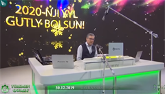 DJ Turkmen. Mstn prezident Berdimuhamedov zveejnil bizarn zbry z novoronch oslav