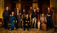 Snímek Na no�e (2019) Re�ie: Rian Johnson.