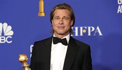 Brad Pitt s cenou Zlatý globus za herecký výkon ve vedlejší roli. | na serveru Lidovky.cz | aktuální zprávy