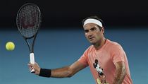 Roger Federer během tréninku na Australian Open.